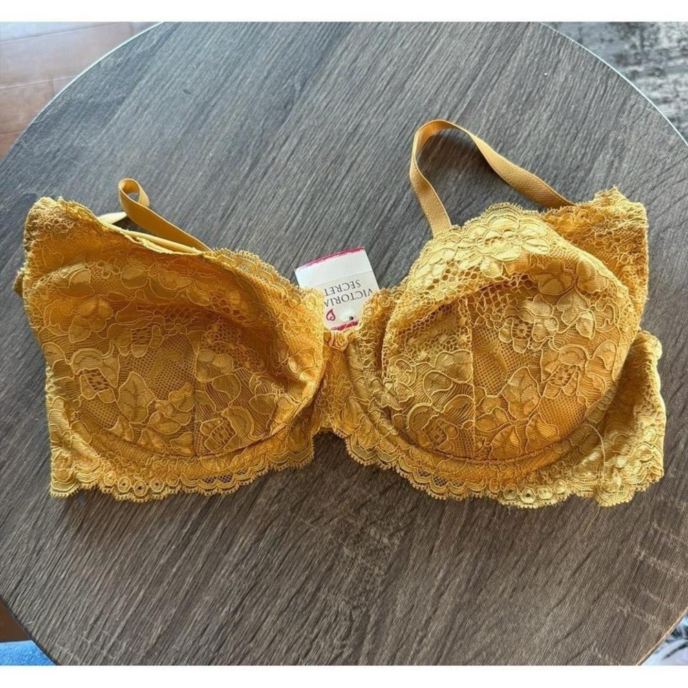 Vintage Victoria's Secret Lined Padded Underwire Gold Yellow Bra 36C